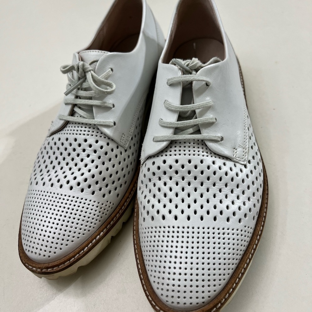 Ecco Insice Felicia White Perforated Oxford 7 7.5 - Picture 2 of 6
